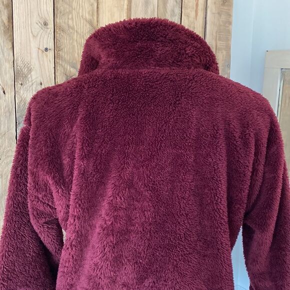 The North Face Furry Jacket Size Medium - Picture 6 of 12